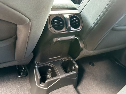 Used 2021 Jeep Wrangler Unlimited Sport S image 27