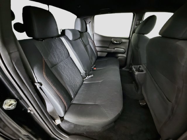 Used 2020 Toyota Tacoma TRD Off-Road AWD/4WD image 24