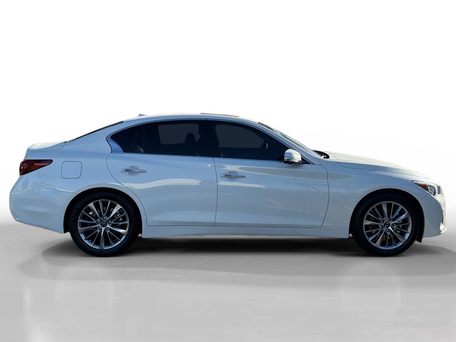 Used 2023 INFINITI Q50 Luxe RWD image 6
