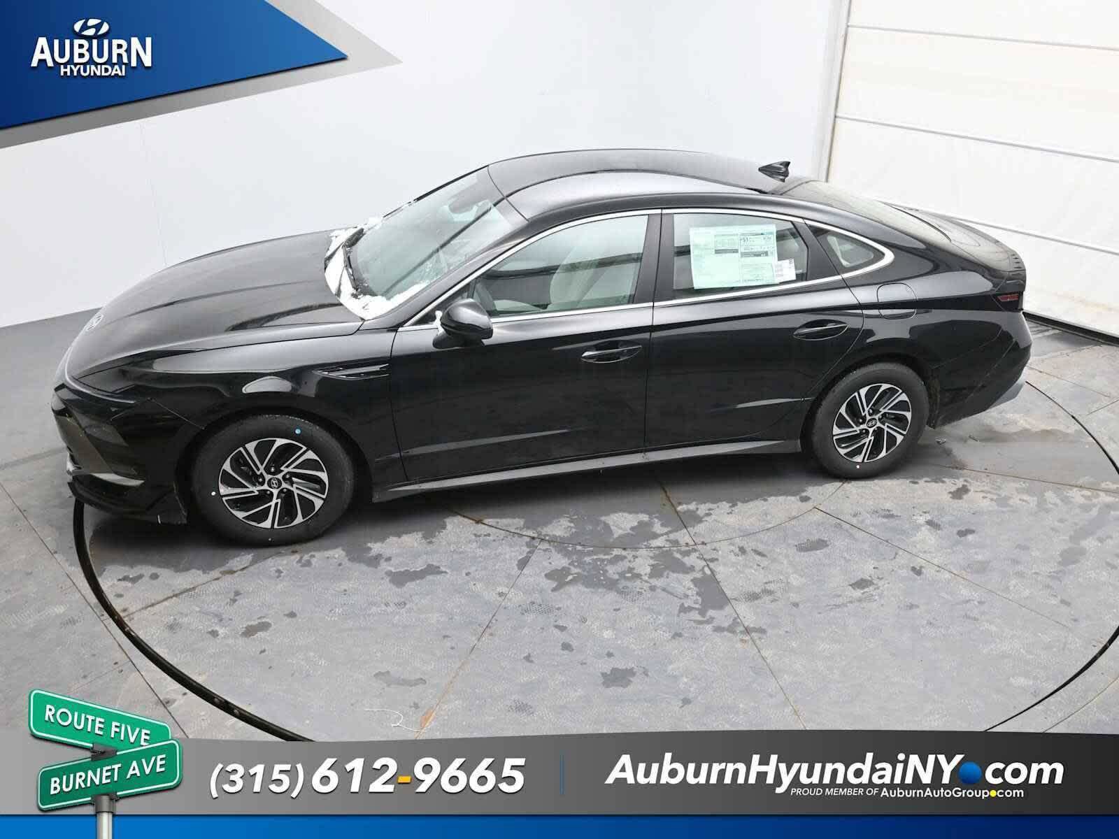 New 2026 Hyundai Sonata Blue FWD image 31