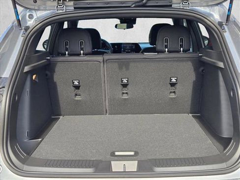 New 2026 Chevrolet Trax RS image 9