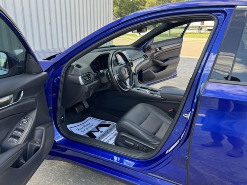 Used 2020 Honda Accord Sport image 20