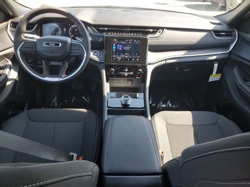 New 2026 Jeep Grand Cherokee L 2WD image 19