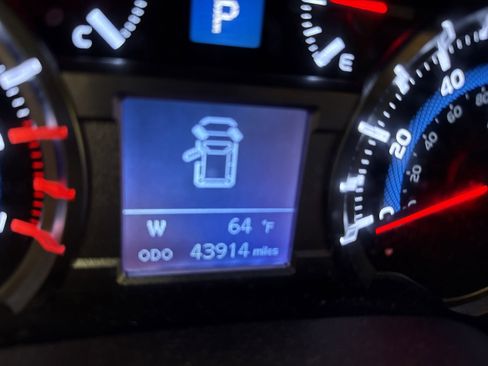 Used 2019 Toyota 4Runner TRD Off-Road image 5