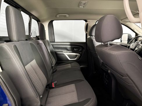 Used 2020 Nissan Titan SV w/ SV Convenience Package AWD/4WD image 33