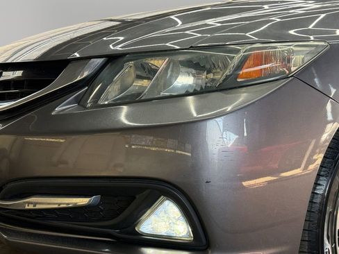 Used 2015 Honda Civic Hybrid Sedan image 17