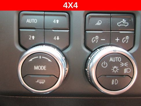 Certified 2023 GMC Sierra 1500 AT4 w/ AT4 Premium Package AWD/4WD image 34