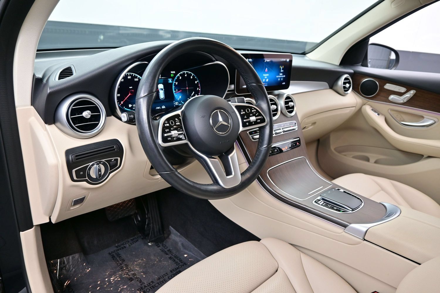 Used 2022 Mercedes-Benz GLC 300 4MATIC image 13