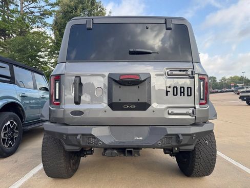 Used 2023 Ford Bronco Badlands AWD/4WD image 4