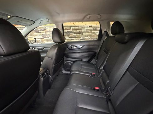 Used 2019 Nissan Rogue SL image 27