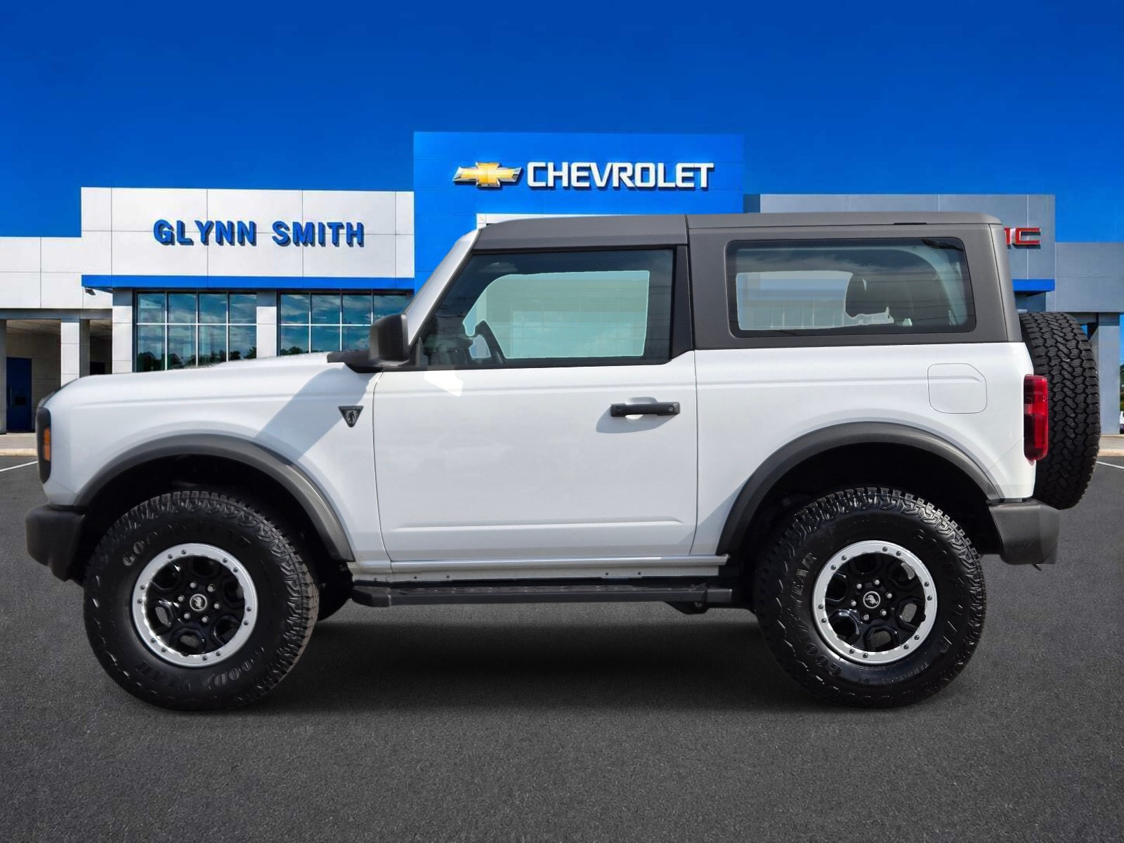 Used 2025 Ford Bronco 2-Door w/ Sasquatch Package AWD/4WD image 12