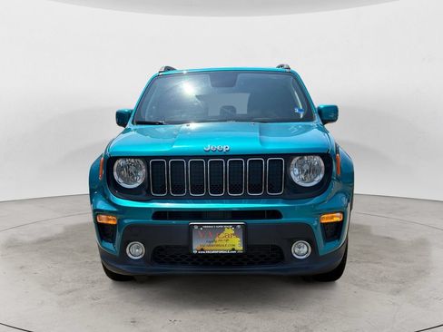 Used 2019 Jeep Renegade Latitude w/ Popular Equipment Group AWD/4WD image 8