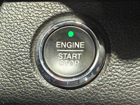 Used 2016 Ford F150 Platinum w/ Equipment Group 701A Luxury image 20