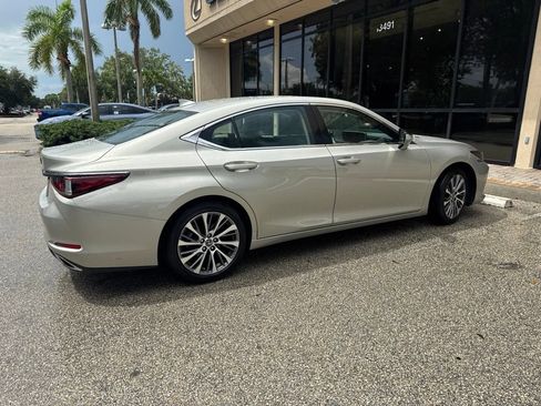 Certified 2020 Lexus ES 350 w/ Premium Package FWD image 5