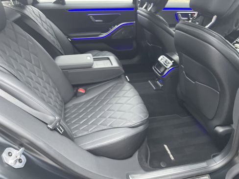 Certified 2023 Mercedes-Benz S 580 S 580 4MATIC Sedan w/ AMG Line image 42