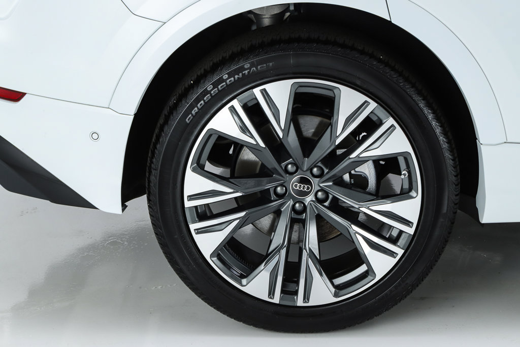Used 2026 Audi Q8 Premium Plus AWD/4WD image 59