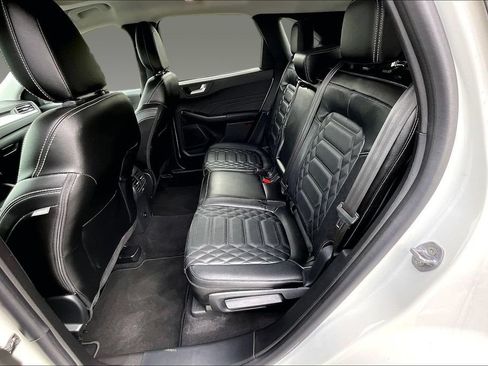 Used 2024 Ford Escape Platinum w/ Premium Technology Package AWD/4WD image 15