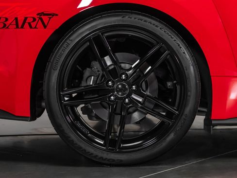 Used 2018 Ford Mustang GT Premium w/ GT Performance Package RWD image 16
