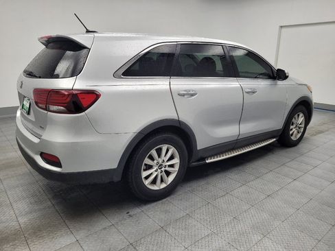 Used 2019 Kia Sorento L FWD image 10