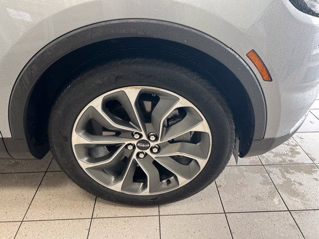 Used 2023 Lincoln Nautilus Reserve AWD/4WD image 4
