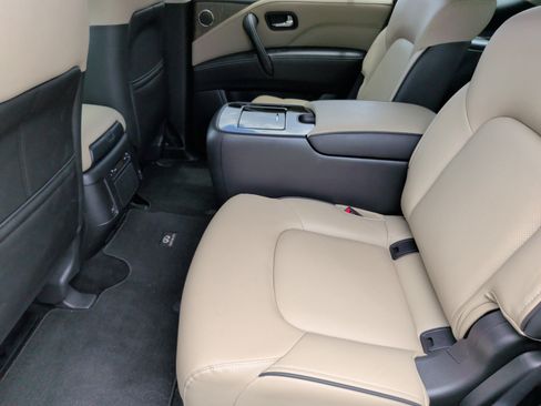 Used 2023 INFINITI QX80 Premium Select w/ Cargo Package AWD/4WD image 38