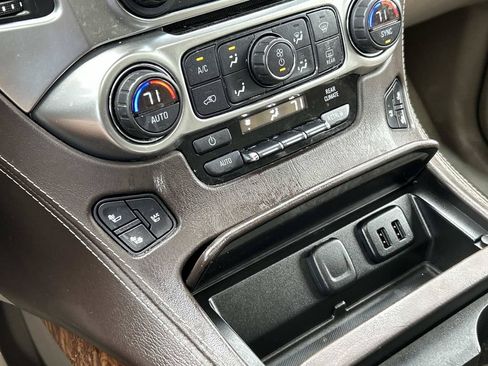 Used 2016 Chevrolet Tahoe LTZ AWD/4WD image 41