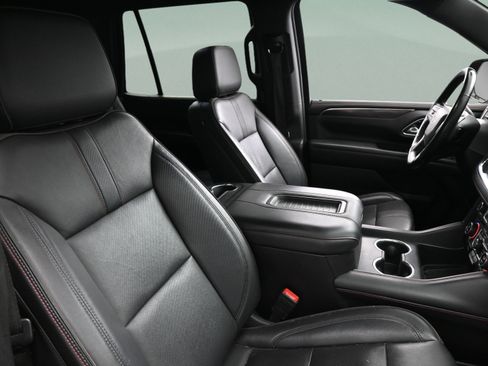 Used 2021 Chevrolet Tahoe RST w/ Luxury Package AWD/4WD image 37