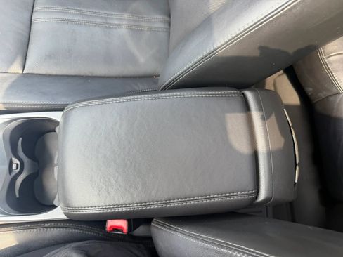 Used 2016 Cadillac SRX Premium FWD image 30