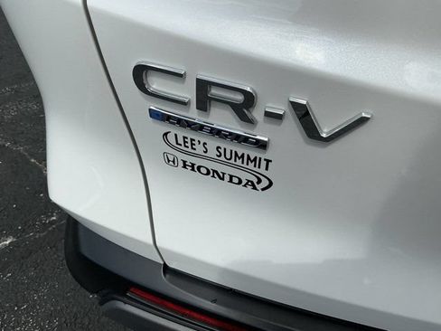 Used 2025 Honda CR-V Sport image 6