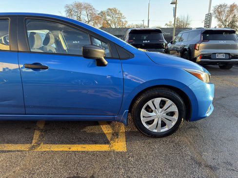 Used 2020 Nissan Versa S image 6