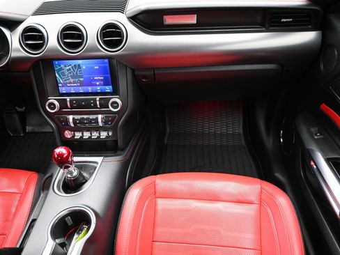 Used 2021 Ford Mustang GT Premium w/ Equipment Group 401A image 39