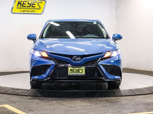 Used 2024 Toyota Camry SE FWD image 6
