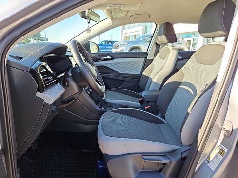 Certified 2024 Volkswagen Taos S image 10