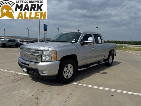 Used 2011 Chevrolet Silverado 1500 LT w/ All-Star Edition RWD image 2