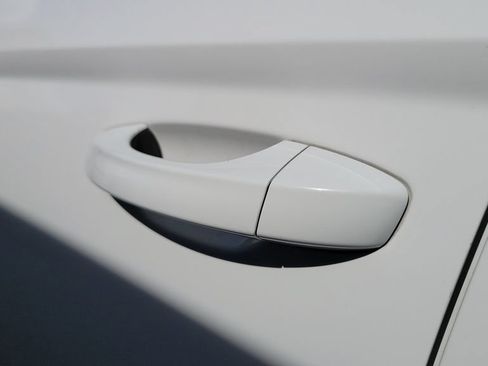 Used 2023 Volkswagen Taos S FWD image 6