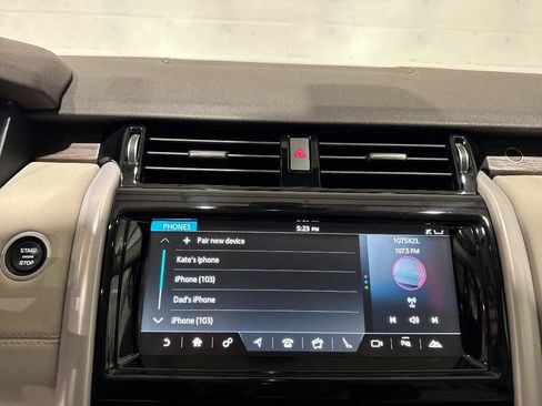 Used 2018 Land Rover Discovery HSE image 41