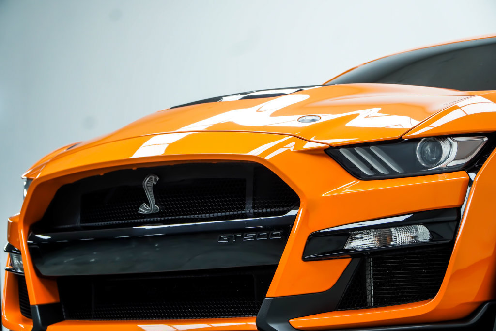 Used 2021 Ford Mustang Shelby GT500 w/ Technology Package RWD image 2