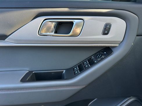 New 2026 Ford Explorer Active image 64