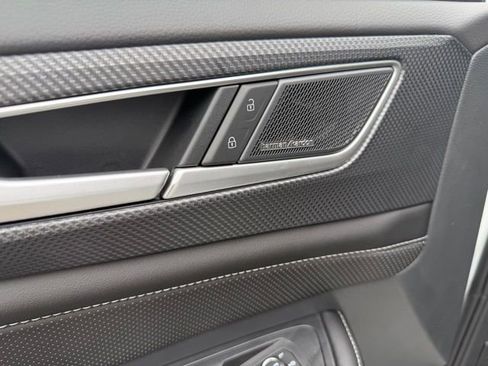 New 2026 Volkswagen Atlas Cross Sport SEL Premium R-Line AWD/4WD image 13