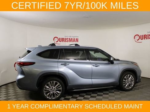 Used 2023 Toyota Highlander Limited FWD image 10