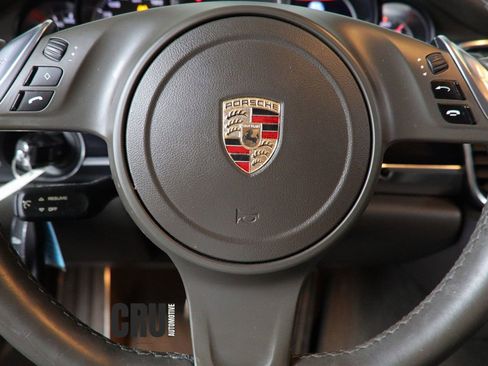 Used 2014 Porsche Panamera 4 image 34