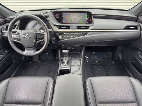 Used 2021 Lexus ES 300h w/ Premium Package FWD image 12