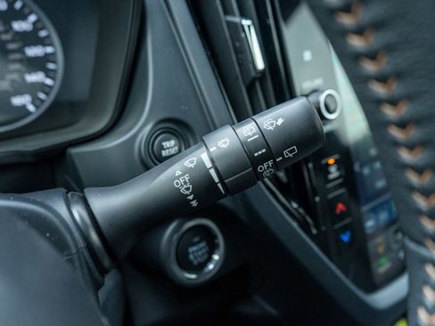 Used 2025 Subaru Forester Sport image 28