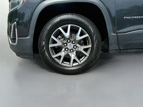 Used 2020 GMC Acadia SLE w/ Driver Convenience Package FWD image 33