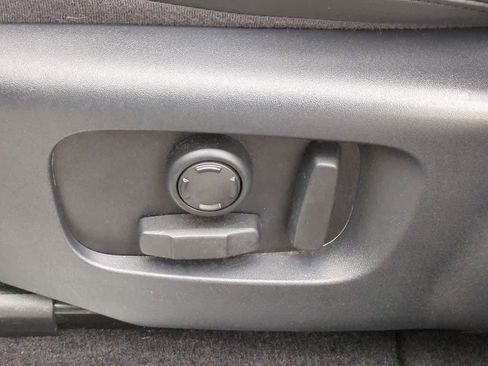 Used 2021 Land Rover Range Rover Sport HST image 16