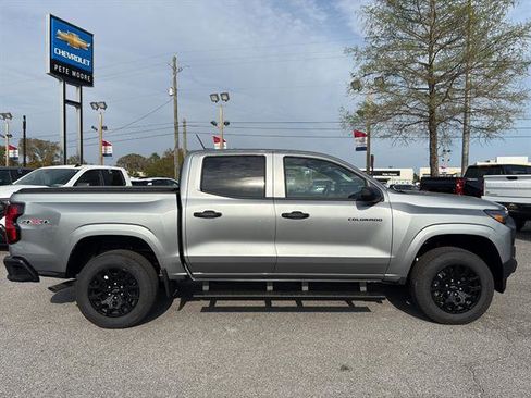 New 2026 Chevrolet Colorado W/T AWD/4WD image 8