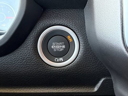 New 2026 RAM 1500 Express AWD/4WD image 23