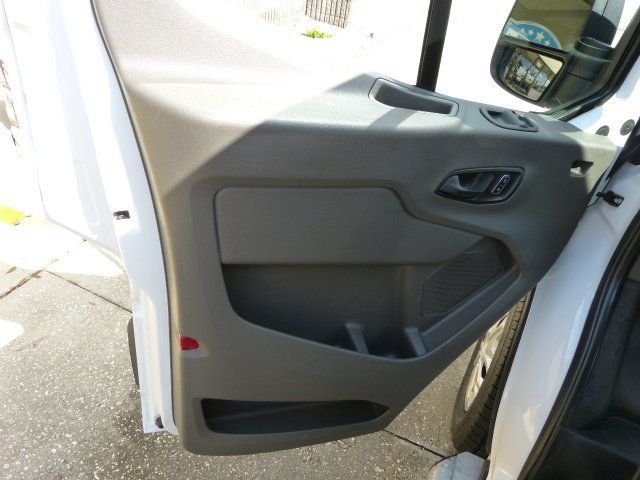 Used 2025 Ford Transit 250 Low Roof w/ Exterior Upgrade Package RWD image 26