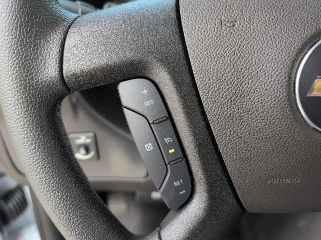 New 2026 Chevrolet Express 2500 Extended w/ Driver Convenience Package RWD image 8