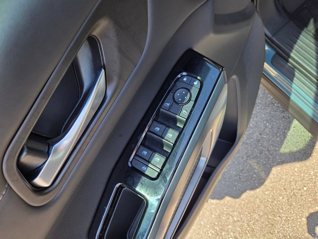 New 2026 Nissan Pathfinder SL FWD image 19